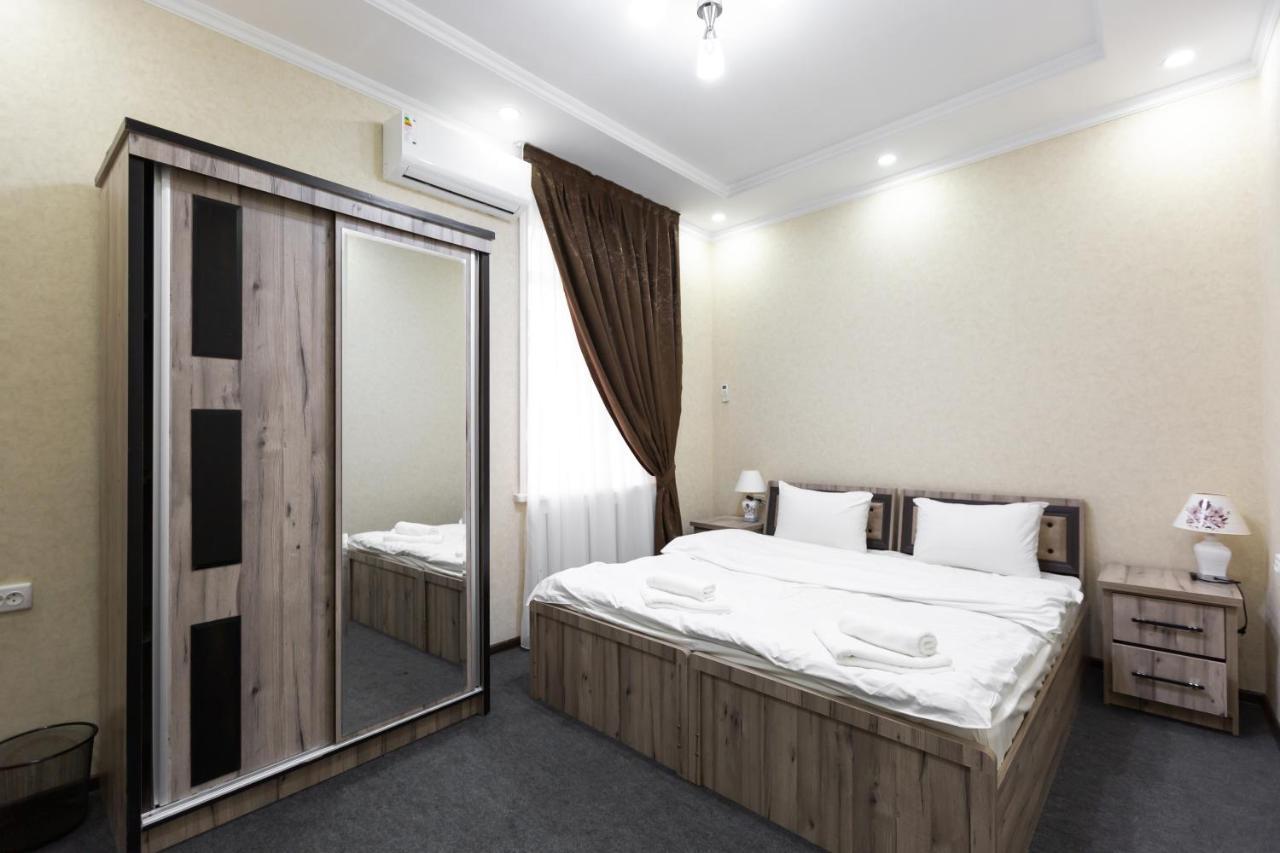 Light Hotel Ташкент Екстериор снимка