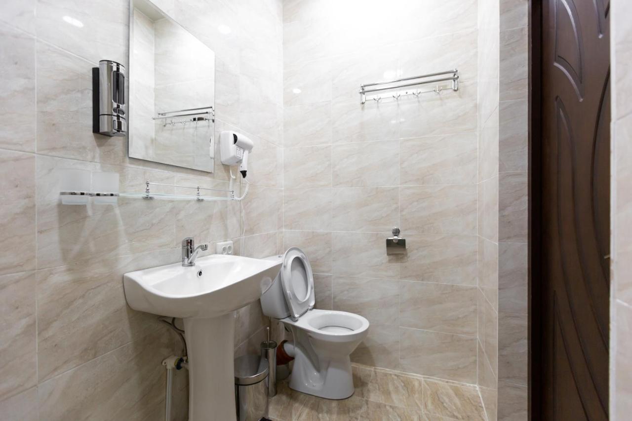 Light Hotel Ташкент Екстериор снимка