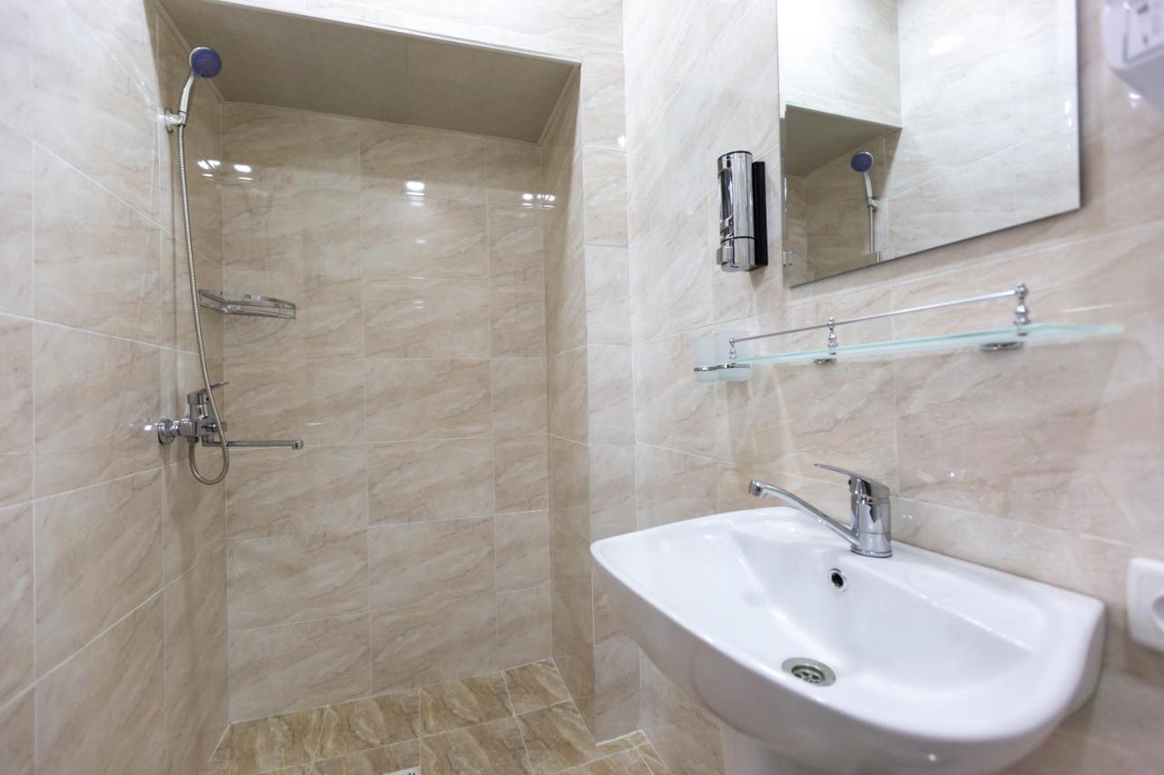 Light Hotel Ташкент Екстериор снимка