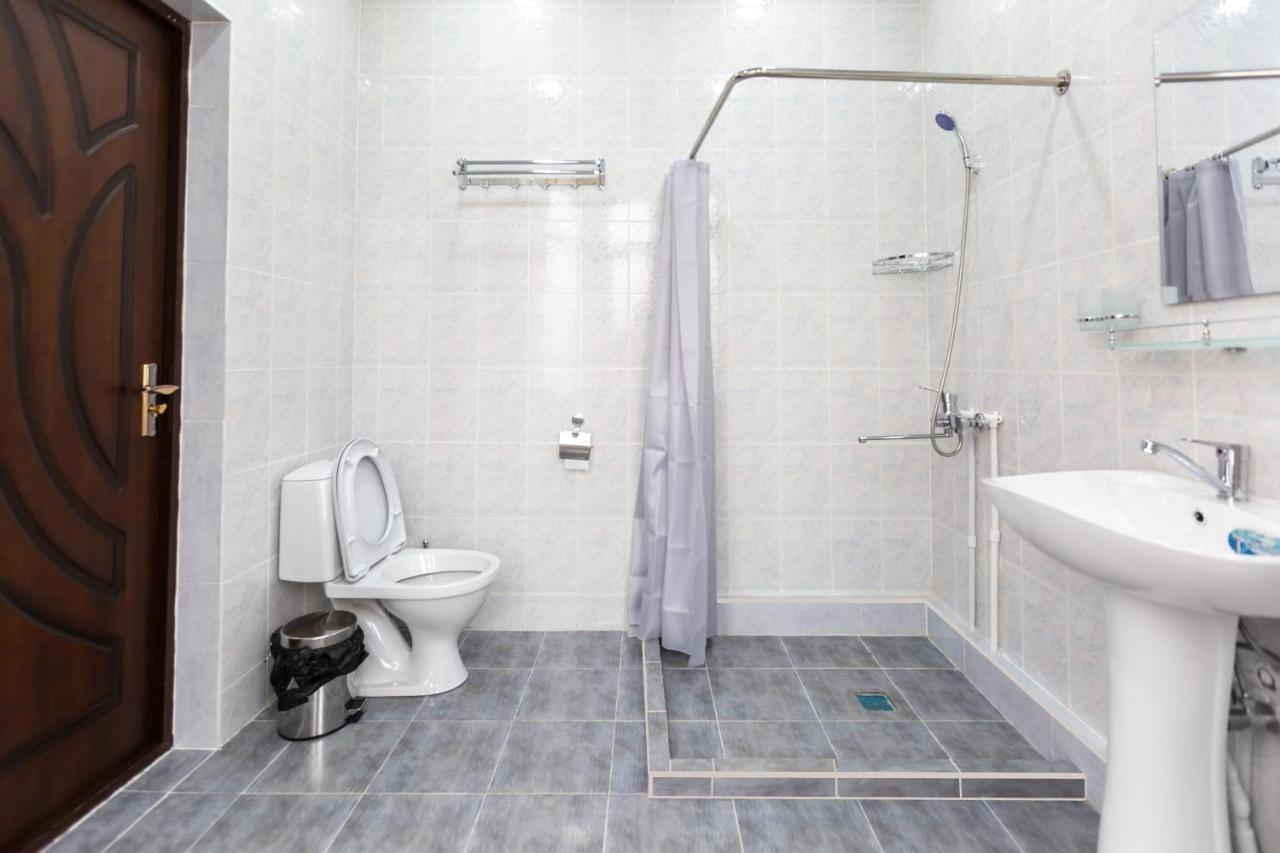 Light Hotel Ташкент Екстериор снимка