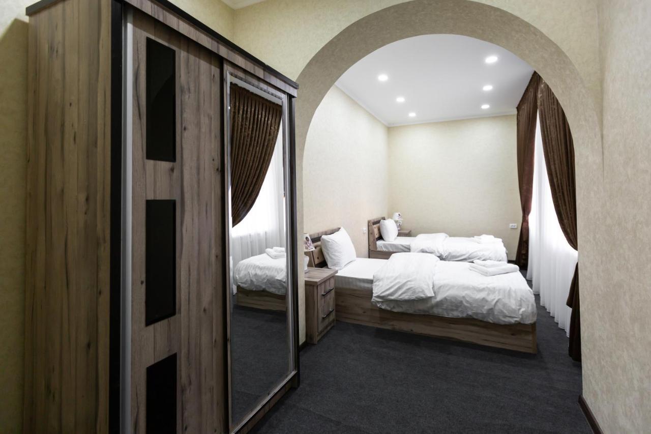 Light Hotel Ташкент Екстериор снимка