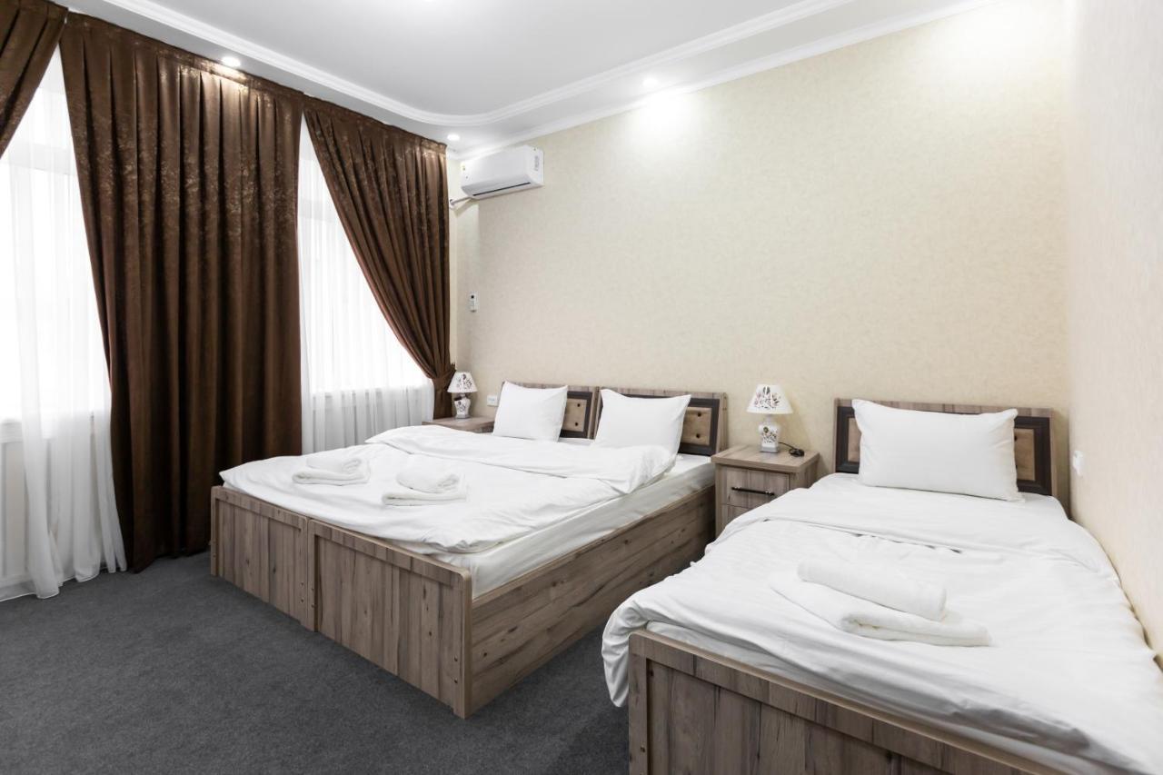 Light Hotel Ташкент Екстериор снимка