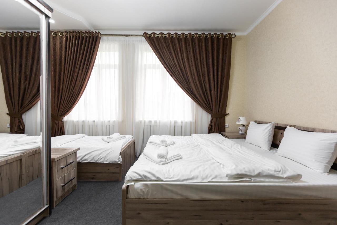 Light Hotel Ташкент Екстериор снимка