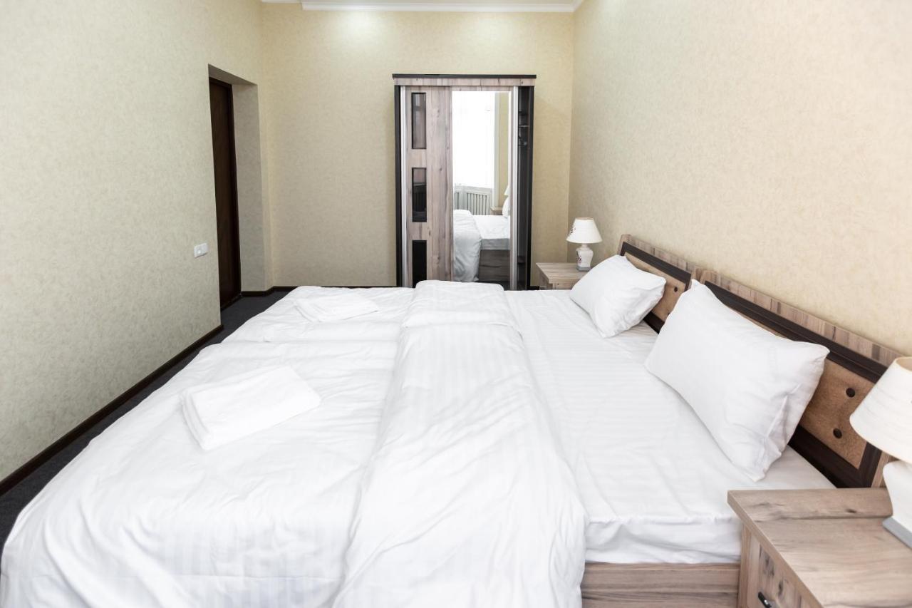 Light Hotel Ташкент Екстериор снимка