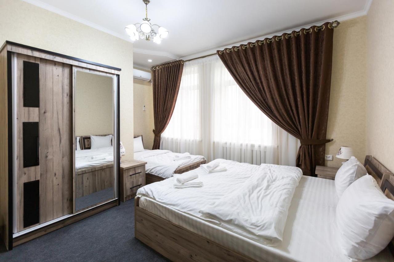 Light Hotel Ташкент Екстериор снимка